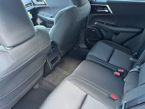 New 2026 Mitsubishi Outlander ES AWD/4WD image 12