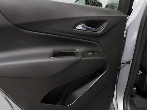 Used 2024 Chevrolet Equinox LT image 22