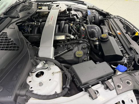 Used 2019 Ford Mustang Shelby GT350 w/ Technology Package RWD image 12