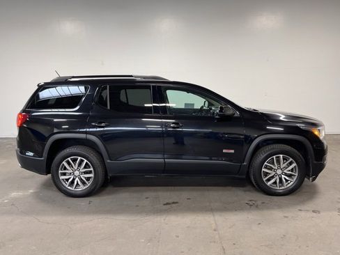Used 2017 GMC Acadia SLE w/ Driver Alert Package I image 2