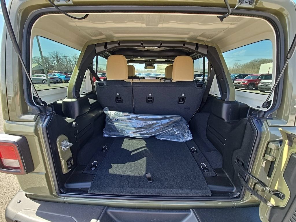 New 2026 Jeep Wrangler Unlimited Sport AWD/4WD image 37