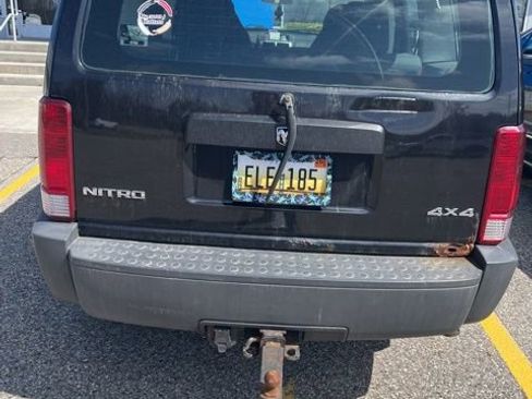 Used 2008 Dodge Nitro SE w/ Travel Convenience Group image 9