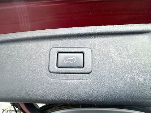 Used 2019 Subaru Outback 2.5i Premium w/ Protection Package #1 AWD/4WD image 28