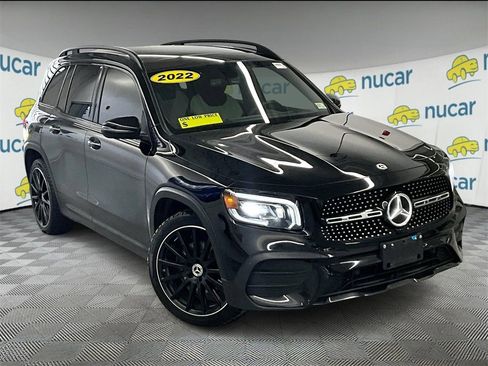 Used 2022 Mercedes-Benz GLB 250 4MATIC image 1
