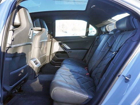 Used 2023 BMW 760i xDrive w/ Parking Assistance Package image 43