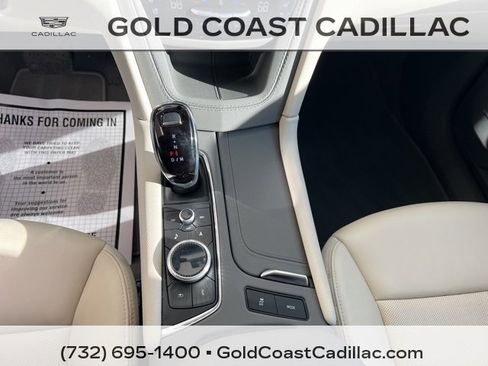 Used 2024 Cadillac XT6 Premium Luxury image 28