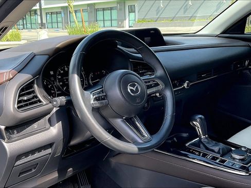 Used 2021 MAZDA CX-30 FWD 2.5 S w/ Premium Package image 17