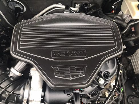 Used 2017 Cadillac XT5 Luxury w/ Driver Awareness Package AWD/4WD image 53