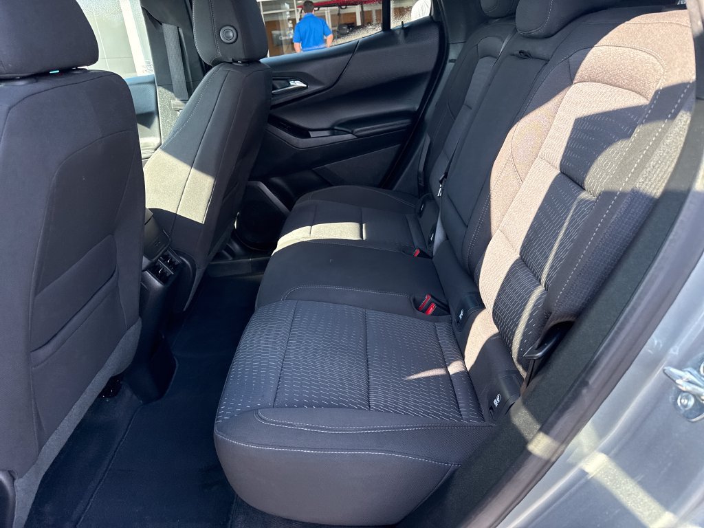 Used 2026 Chevrolet Equinox LT FWD image 27