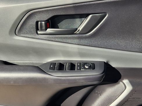 Used 2024 Toyota Prius LE image 26