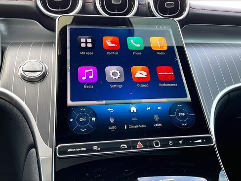 Used 2026 Mercedes-Benz GLC 43 AMG 4MATIC image 34