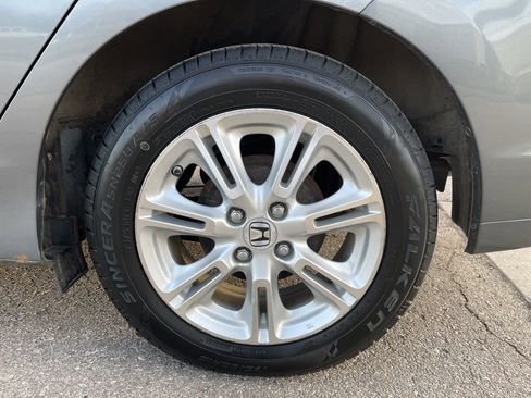 Used 2010 Honda Insight EX image 14