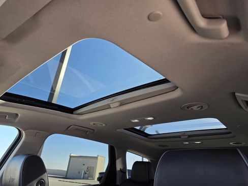 Used 2020 Buick Enclave Avenir w/ Avenir Technology Package image 22