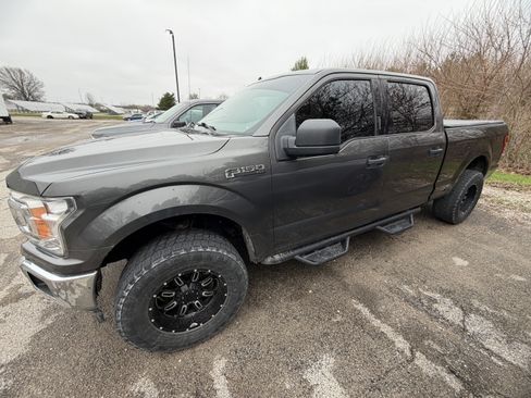 Used 2019 Ford F150 XLT w/ Trailer Tow Package image 15