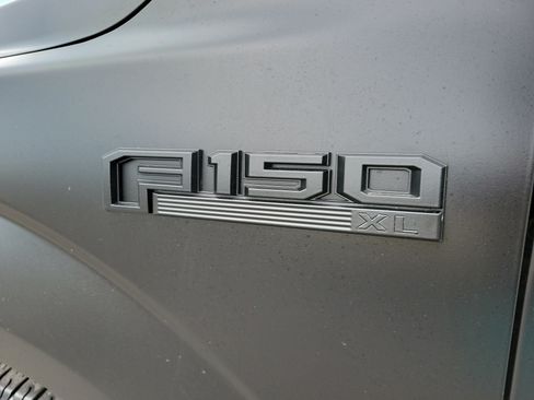 Used 2016 Ford F150 XL w/ XL Power Equipment Group AWD/4WD image 12