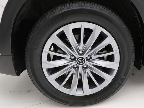 Used 2024 MAZDA CX-90 3.3 Turbo w/ Preferred Plus image 9