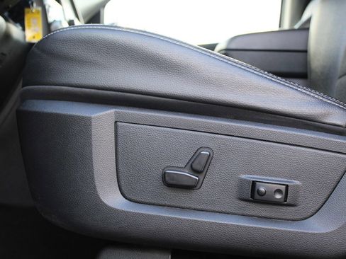 Used 2016 RAM 1500 Sport image 12