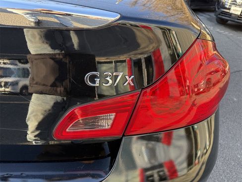 Used 2011 INFINITI G37 x w/ Premium Pkg image 33