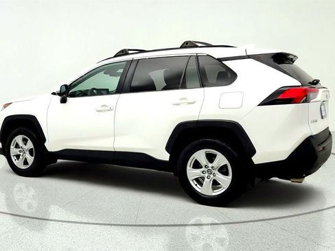 Used 2021 Toyota RAV4 XLE w/ Convenience Package AWD/4WD image 7