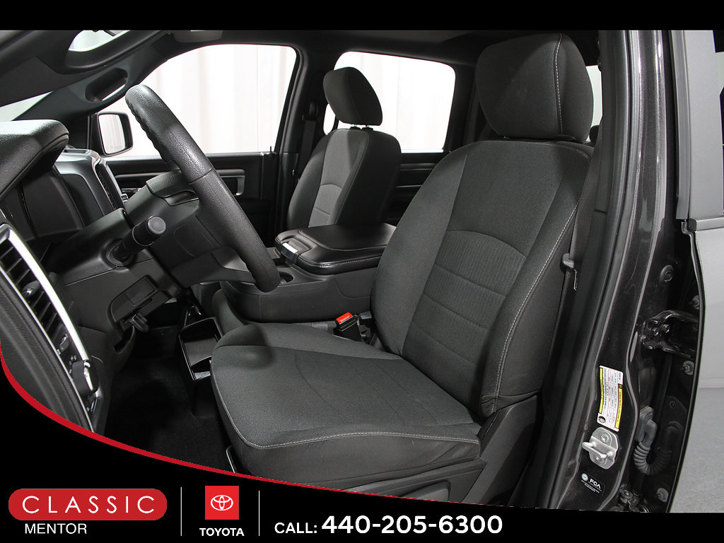 Used 2024 RAM 1500 Warlock AWD/4WD image 5