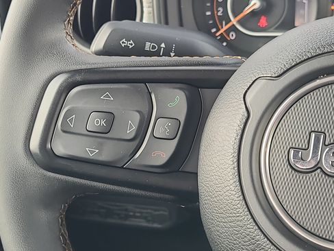 Used 2024 Jeep Wrangler Unlimited Sport AWD/4WD image 14