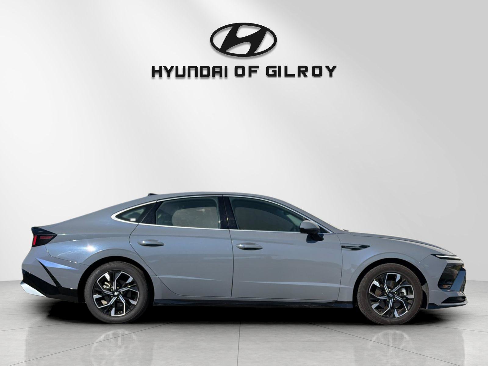 Used 2025 Hyundai Sonata SEL FWD image 6