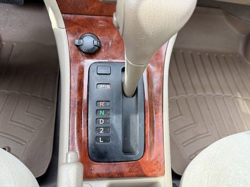 Used 2008 Toyota Corolla S FWD image 39