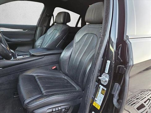 Used 2019 BMW X6 sDrive35i w/ M Sport Package image 17