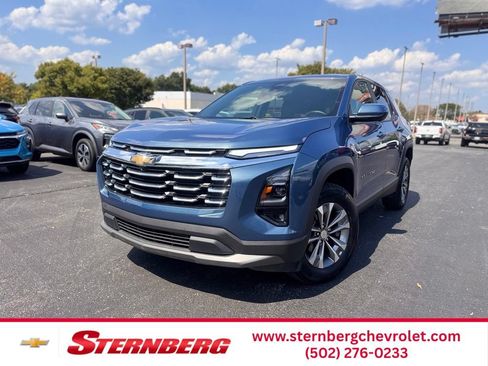 Used 2025 Chevrolet Equinox LT w/ Safety and Technology Package AWD/4WD image 1