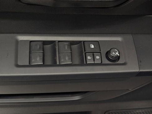 New 2026 Toyota Tundra SR image 17