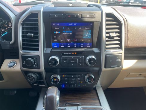 Used 2020 Ford F150 Lariat w/ Equipment Group 502A Luxury AWD/4WD image 10