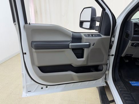 Used 2022 Ford F250 XLT image 16