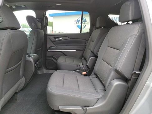 New 2026 Chevrolet Traverse LT w/ Sun and Wheel Package image 13