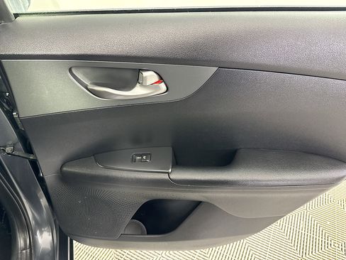Used 2021 Kia Forte LXS image 26
