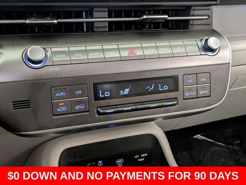 Used 2025 Hyundai Kona SEL FWD image 17