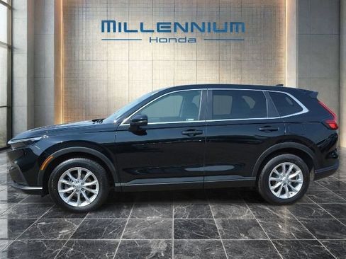 Certified 2023 Honda CR-V EX image 2