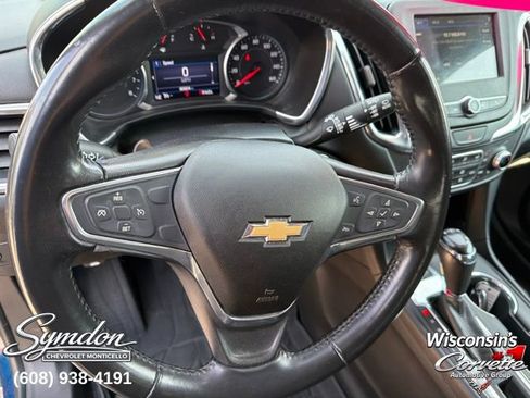 Used 2019 Chevrolet Equinox LT AWD/4WD image 12