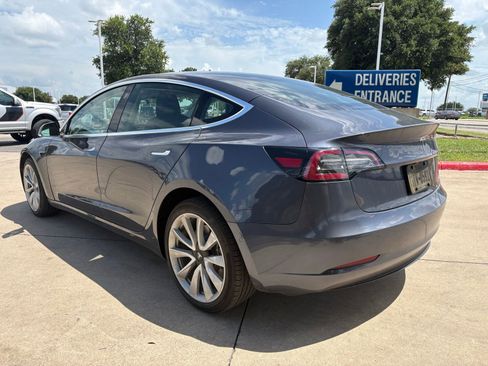 Used 2020 Tesla Model 3 Standard Range Plus RWD image 5