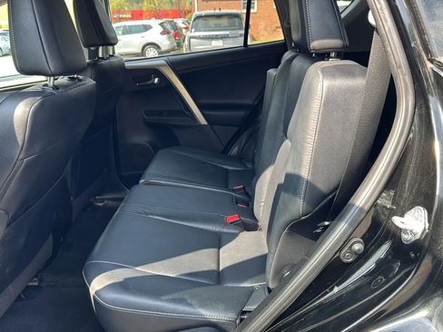 Used 2015 Toyota RAV4 Limited image 11