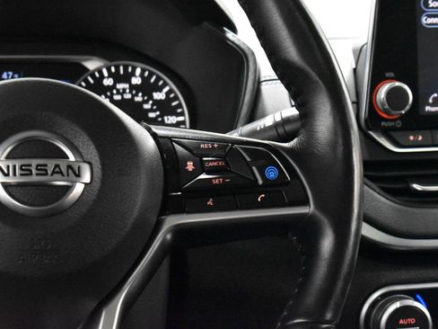 Used 2020 Nissan Altima 2.5 SV image 9