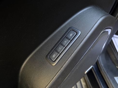 Used 2019 Chevrolet Tahoe LT AWD/4WD image 33