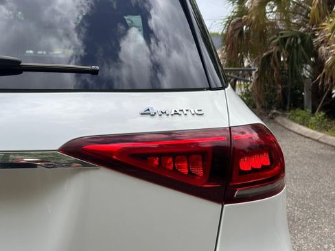 Used 2020 Mercedes-Benz GLE 350 4MATIC w/ Premium Package image 10