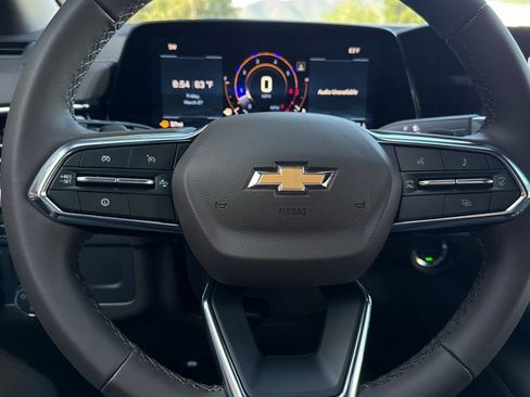 New 2026 Chevrolet Suburban LS image 25