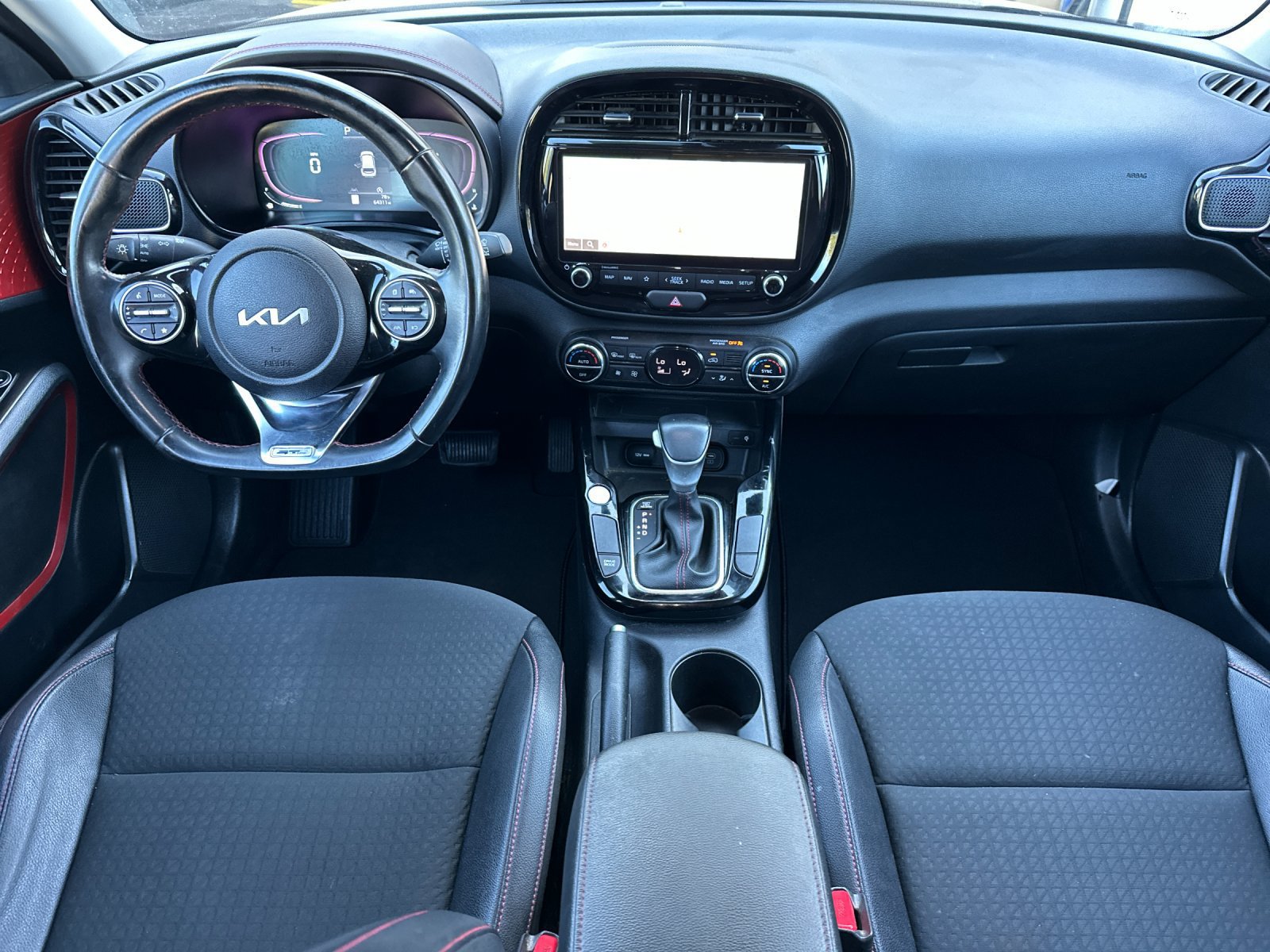 Used 2023 Kia Soul GT-Line FWD image 13