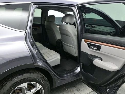 Used 2018 Honda CR-V EX image 9