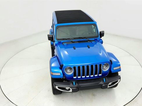 Used 2023 Jeep Wrangler Unlimited Sahara w/ Cold Weather Group image 20