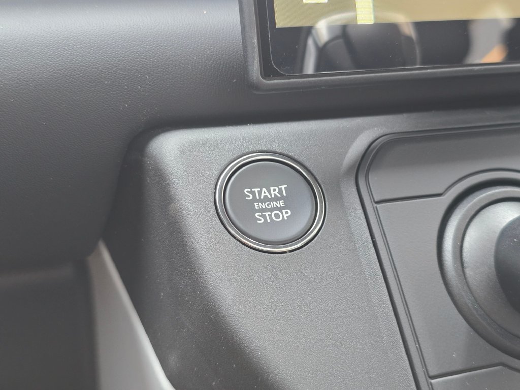 New 2026 Land Rover Defender 110 X-Dynamic SE AWD/4WD image 26