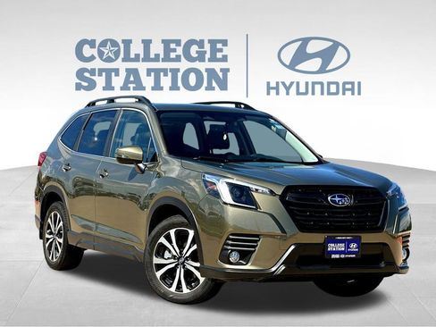 Used 2022 Subaru Forester Limited AWD/4WD image 3