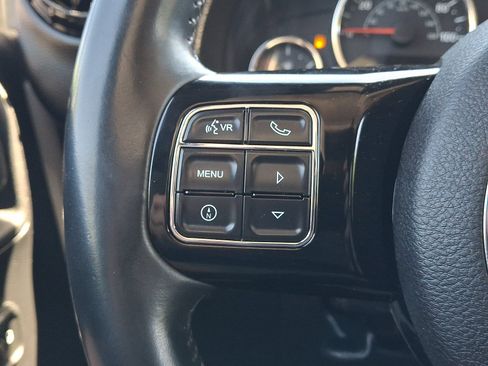 Used 2014 Jeep Wrangler Unlimited Sahara AWD/4WD image 19