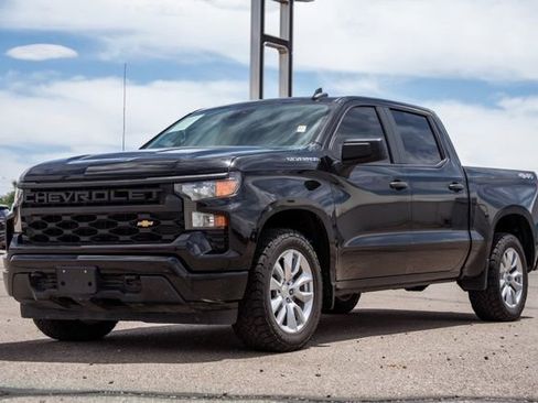 Used 2023 Chevrolet Silverado 1500 Custom AWD/4WD image 1